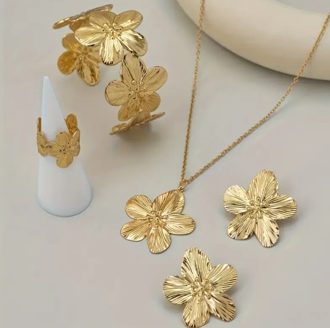 Fashion jewellery 