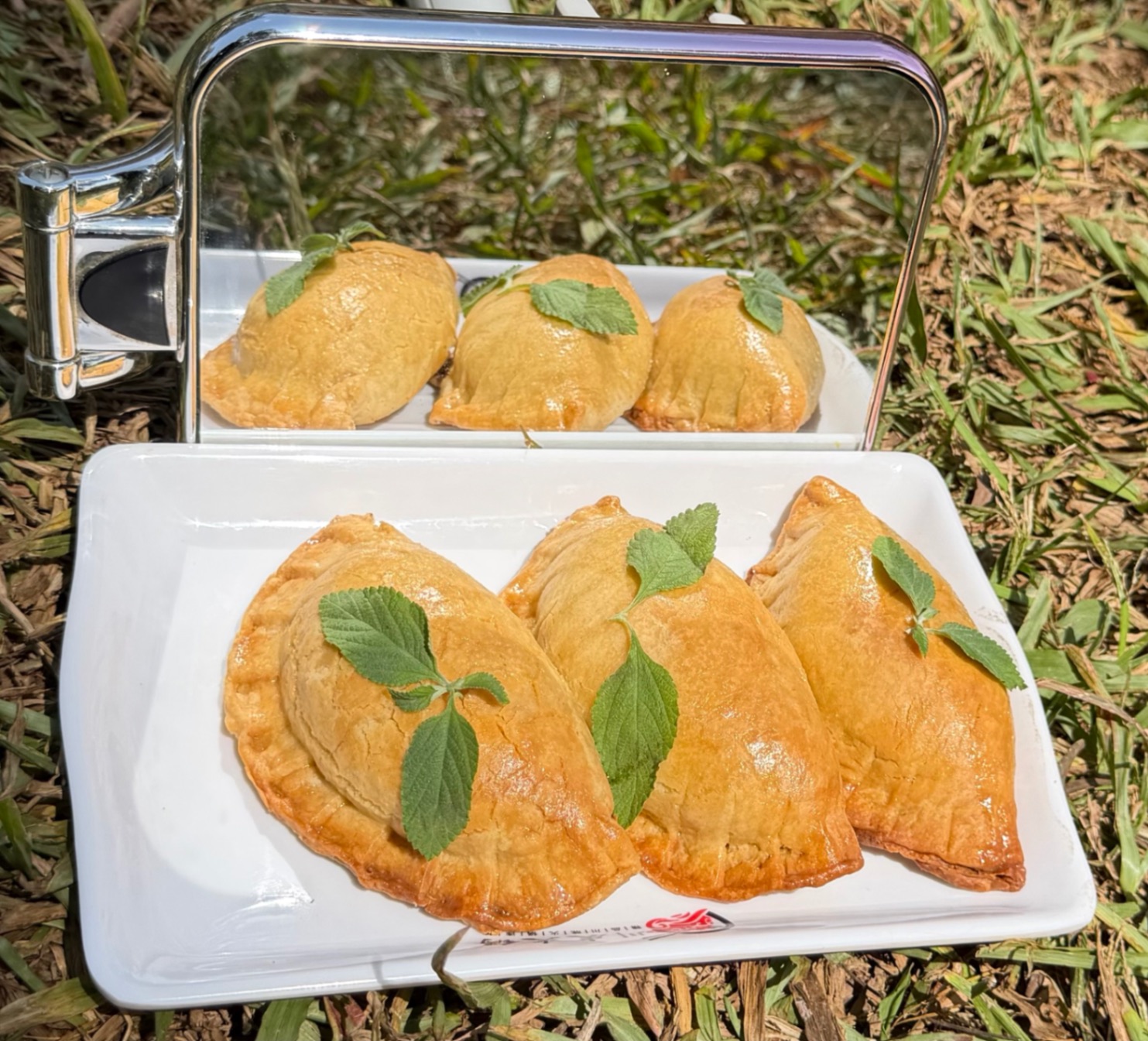 Mini meat pies